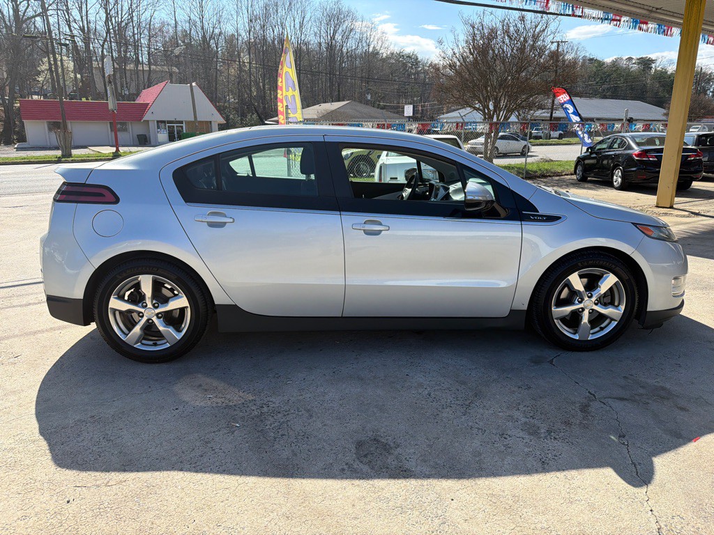 2012 Chevrolet Volt Image 7