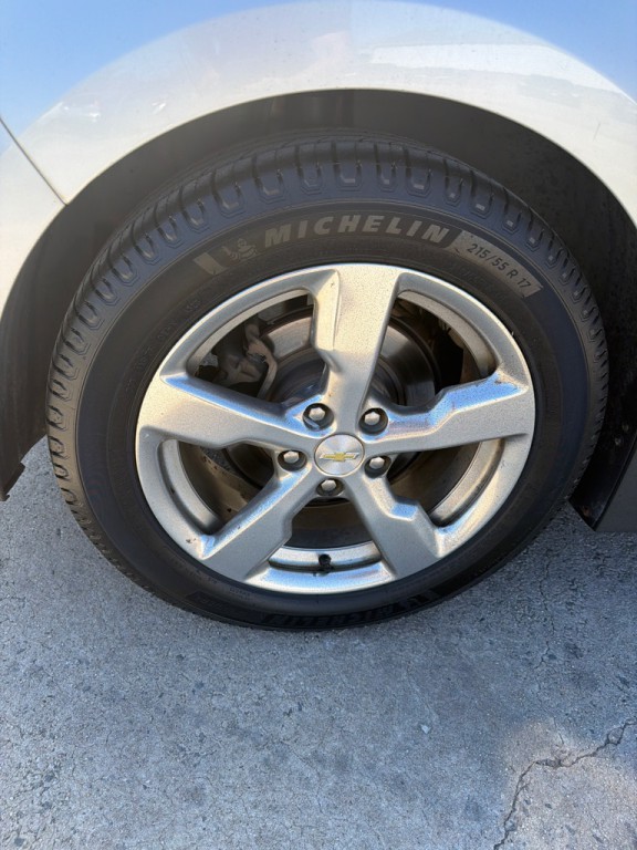 2012 Chevrolet Volt Image 8