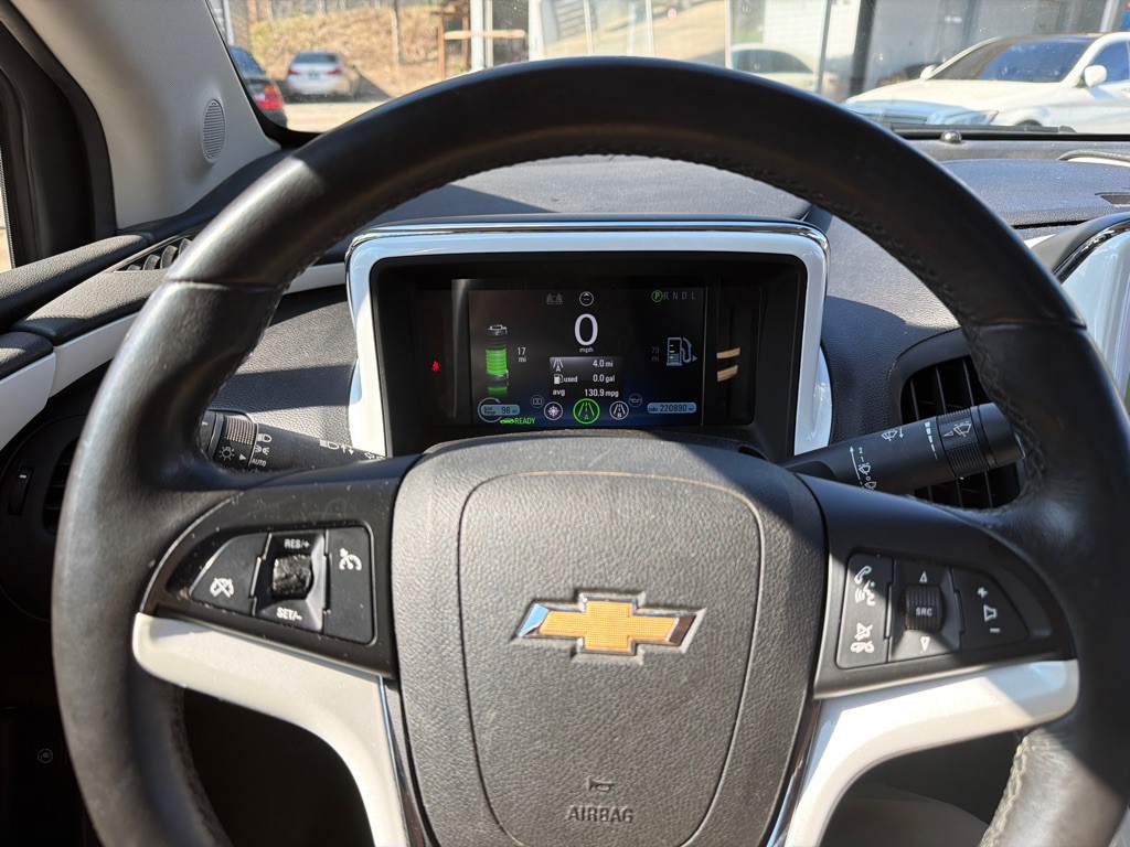 2012 Chevrolet Volt Image 12