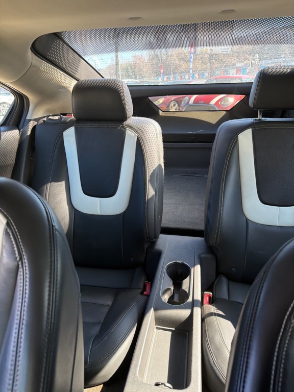 2012 Chevrolet Volt Image 16