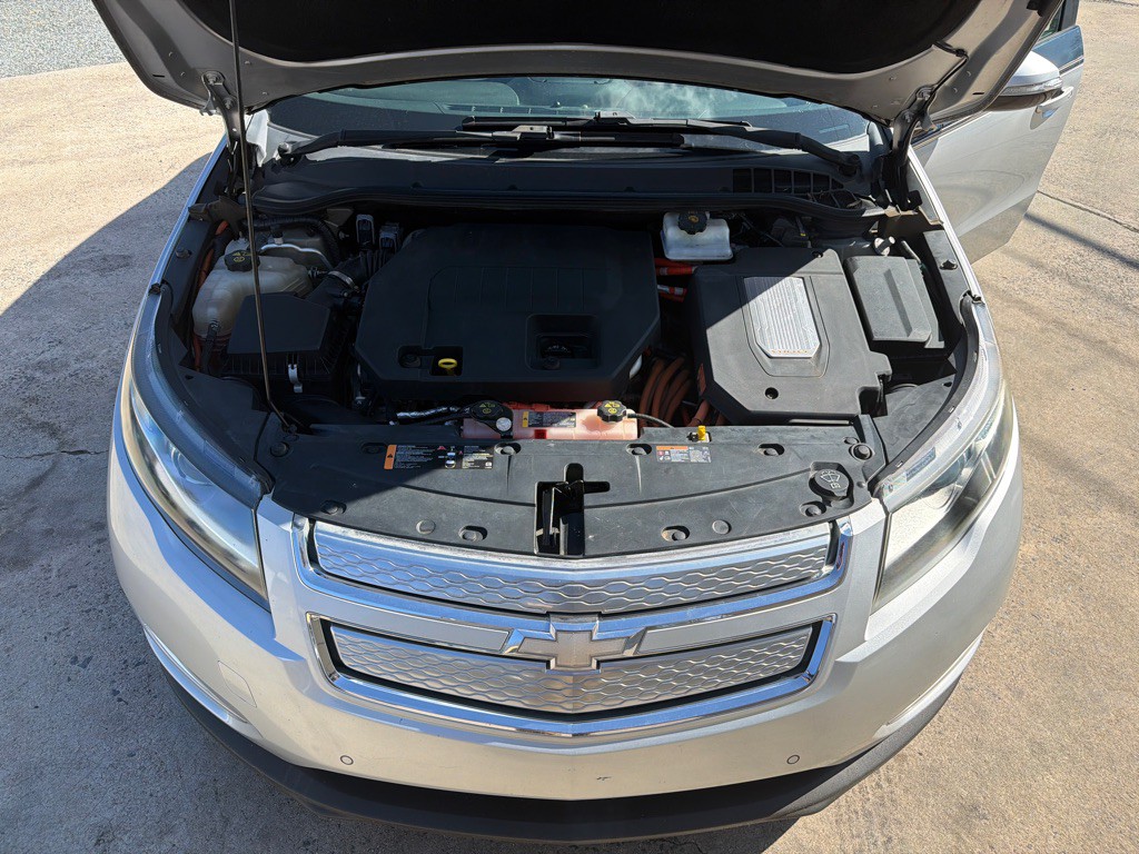 2012 Chevrolet Volt Image 17