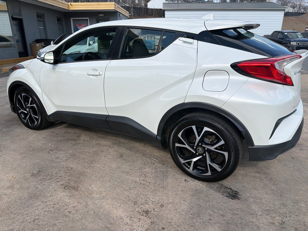 2018 Toyota C-HR Image 5