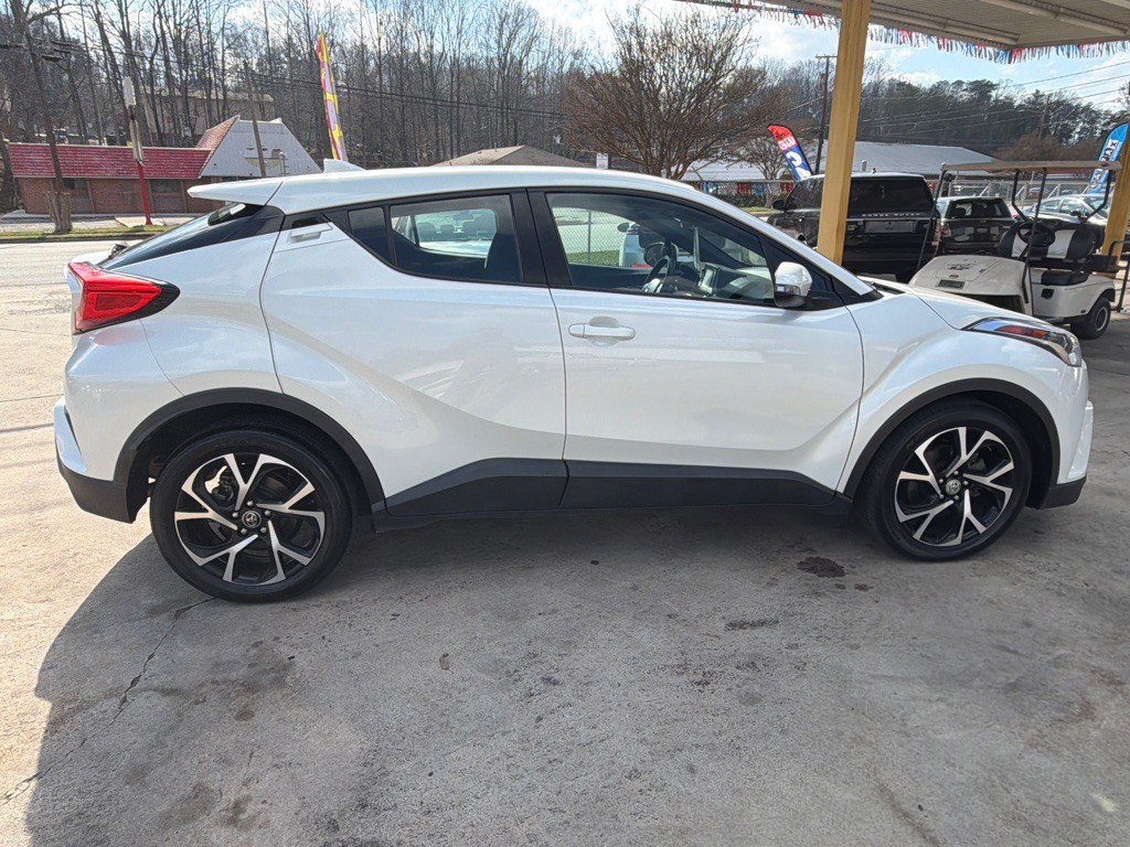 2018 Toyota C-HR Image 8