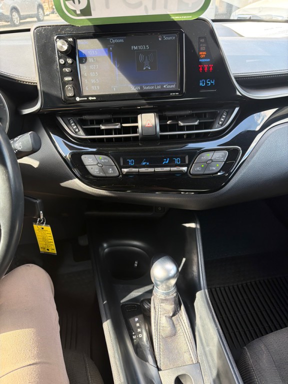 2018 Toyota C-HR Image 14