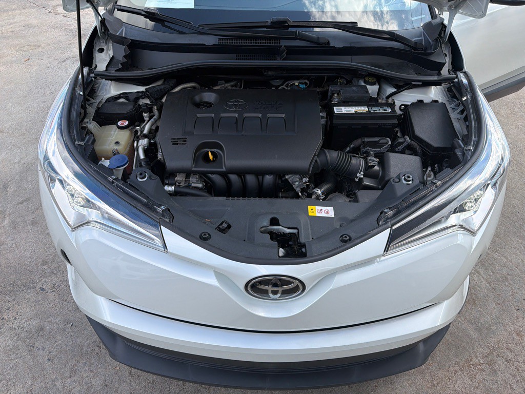 2018 Toyota C-HR Image 18