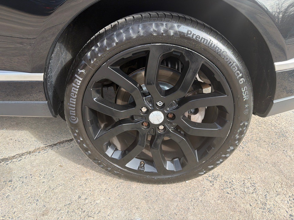 2016 Land Rover Range Rover Image 11