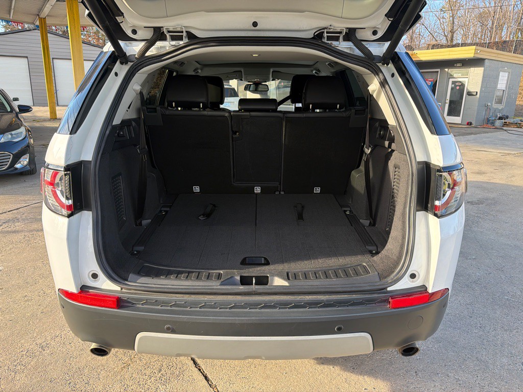 2019 Land Rover Discovery Sport Image 9