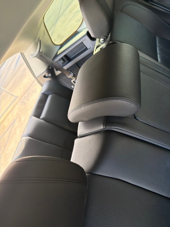 2019 Land Rover Discovery Sport Image 13