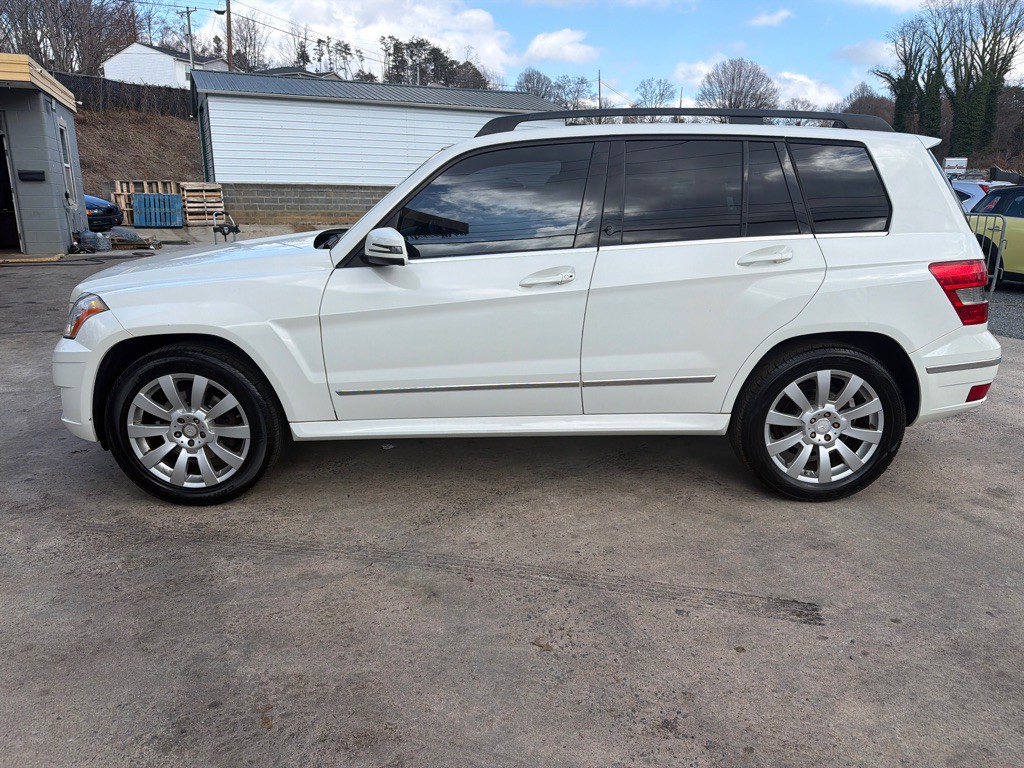 2011 Mercedes-Benz GLK-Class Image 4