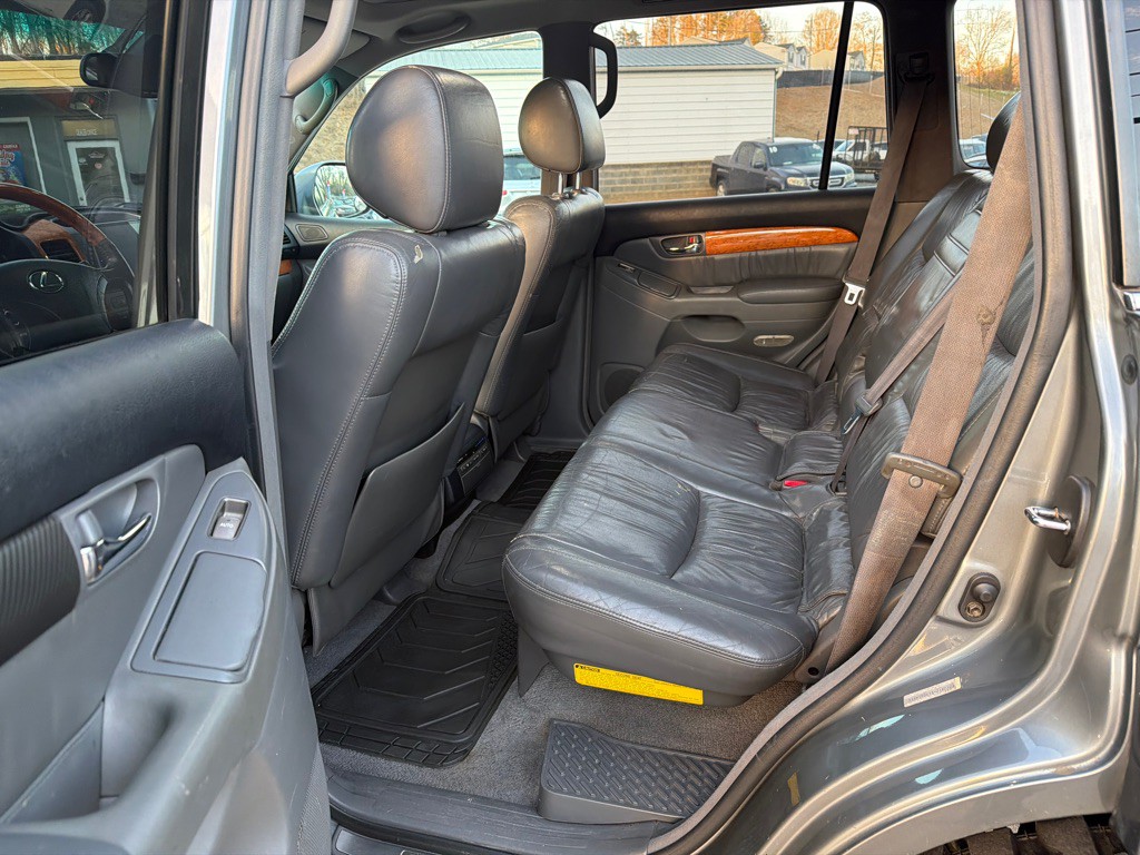 2003 Lexus GX 470 Image 12