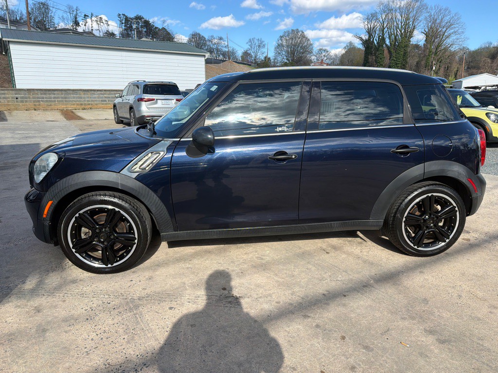 2015 MINI Cooper Image 4