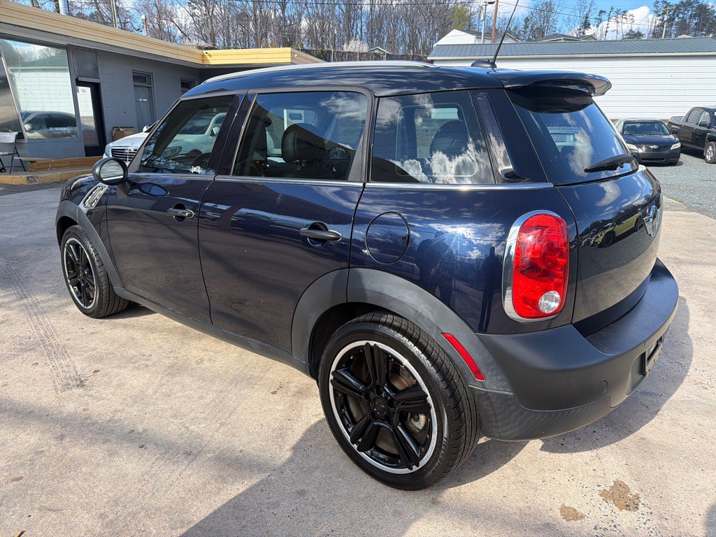 2015 MINI Cooper Image 5