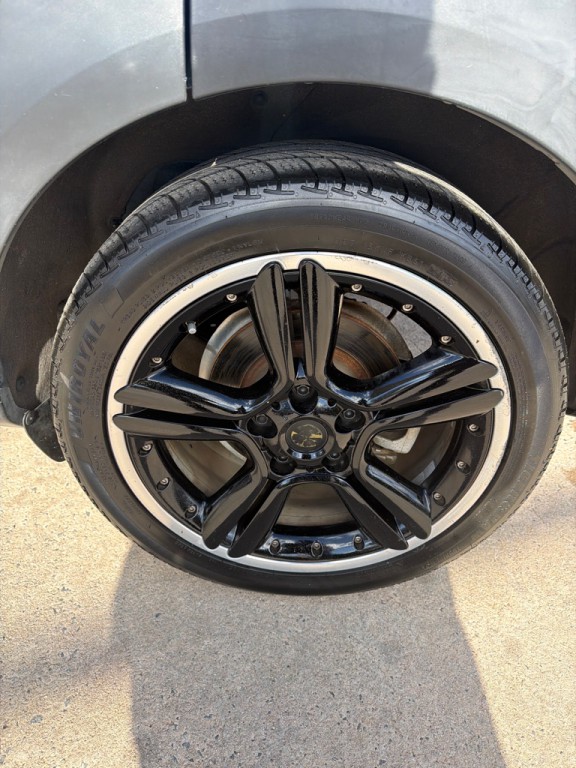 2015 MINI Cooper Image 9