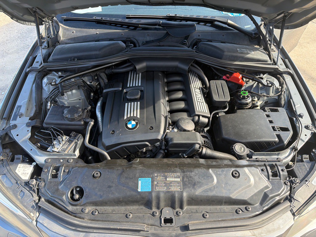 2008 BMW 5 Series Image 18