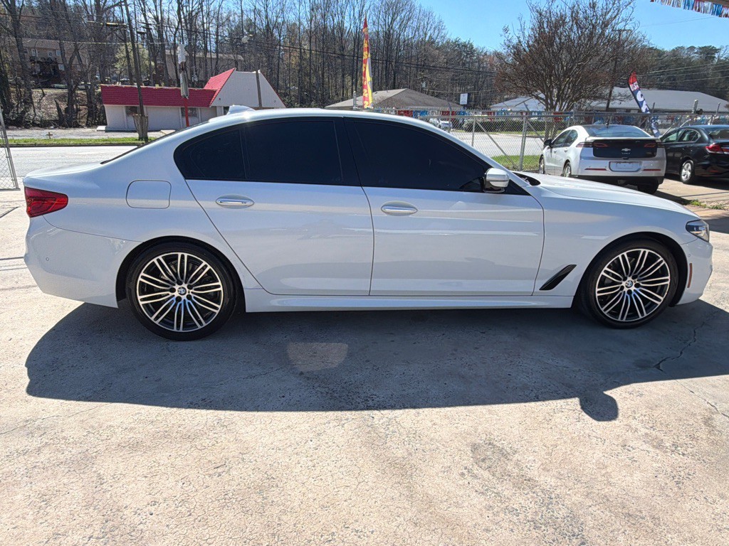 2017 BMW 5 Series Image 8