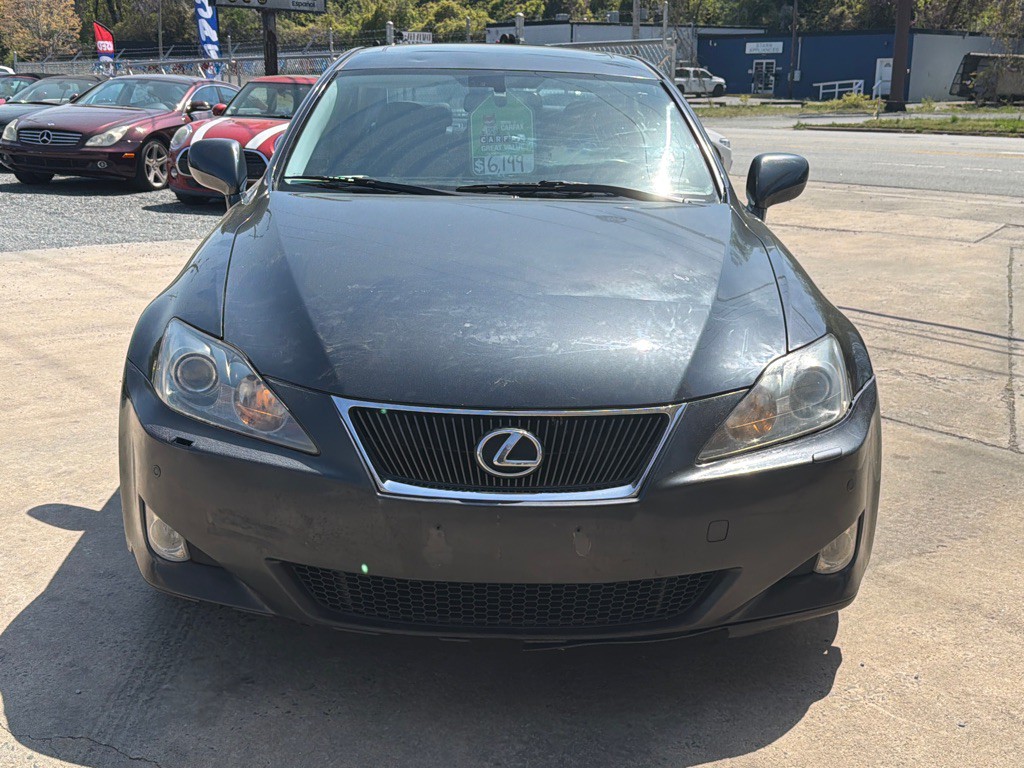 2007 Lexus IS Image 2