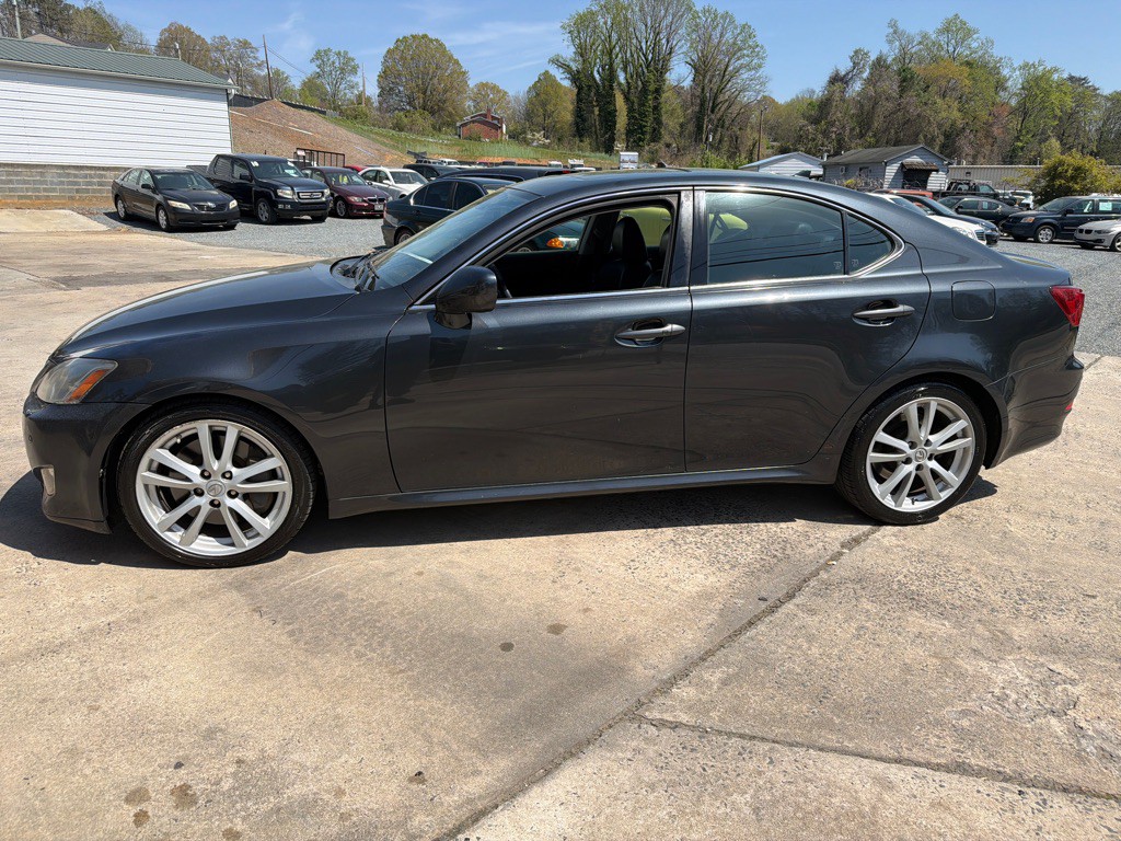 2007 Lexus IS Image 4