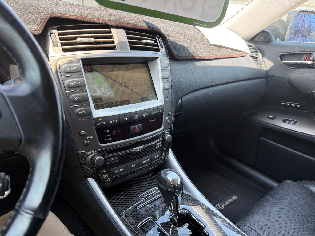 2007 Lexus IS Image 13