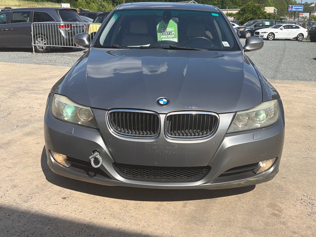 2009 BMW 3 Series Image 2