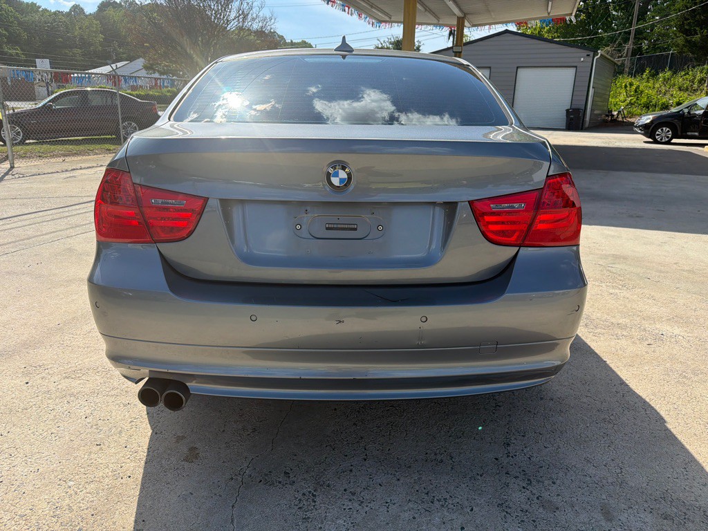 2009 BMW 3 Series Image 6