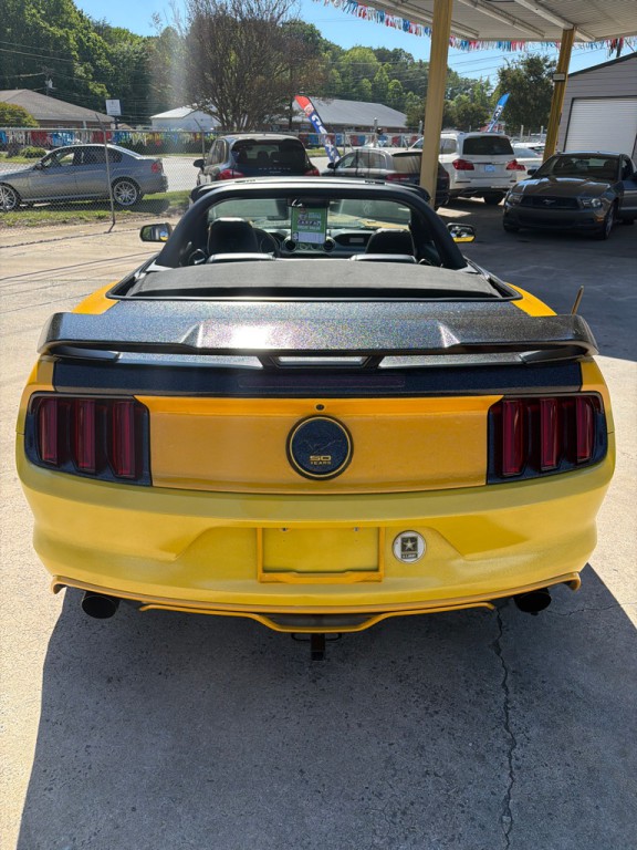 2015 Ford Mustang Image 19