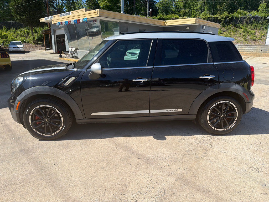 2016 MINI Cooper Image 2