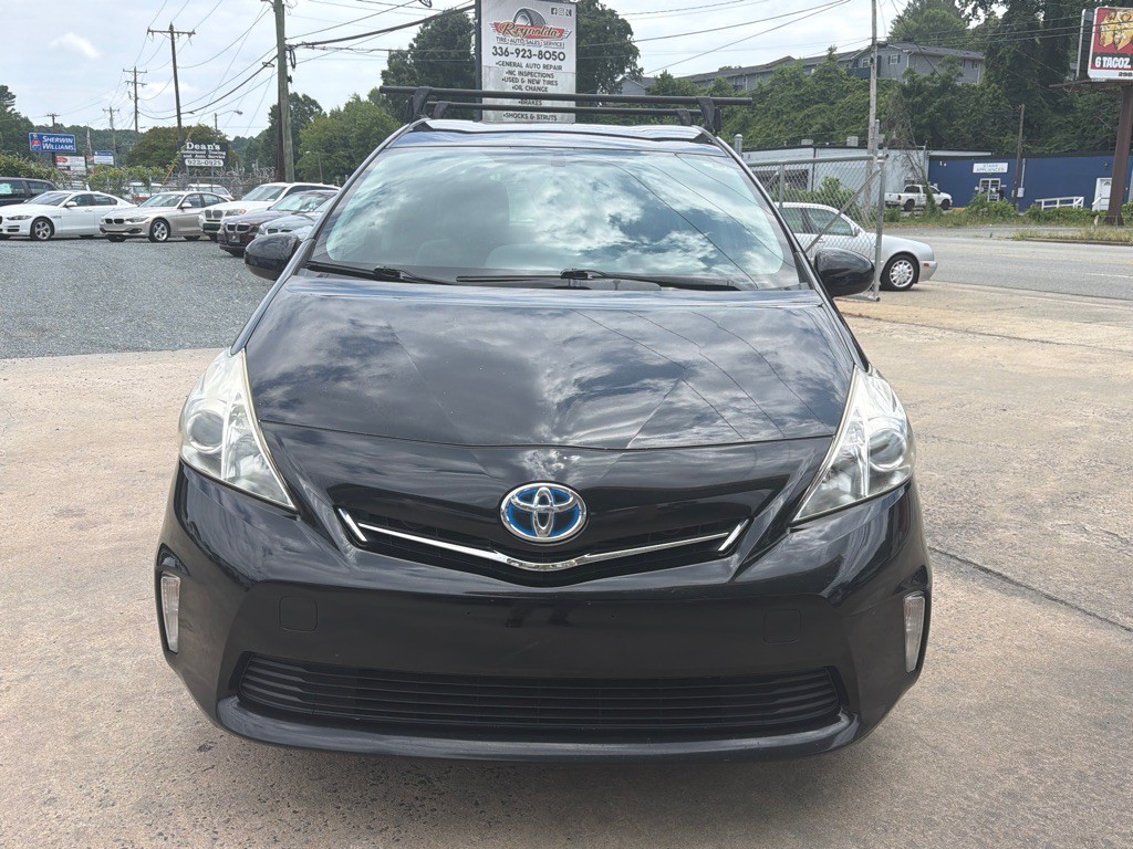 2012 Toyota Prius Image 2