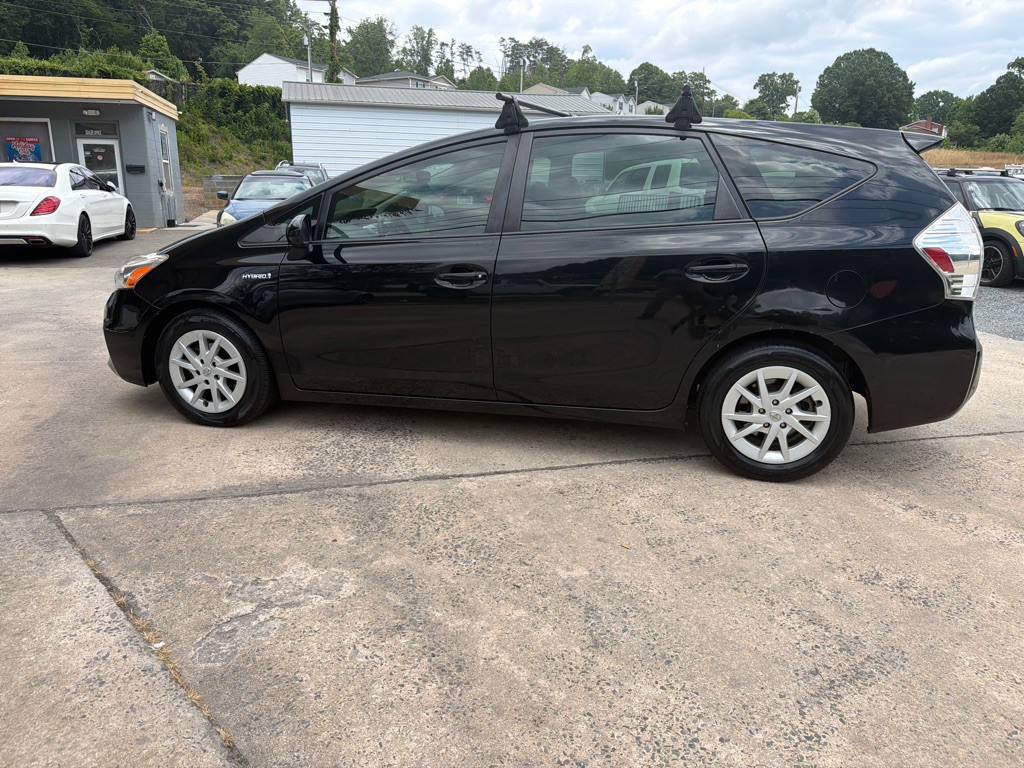 2012 Toyota Prius Image 4