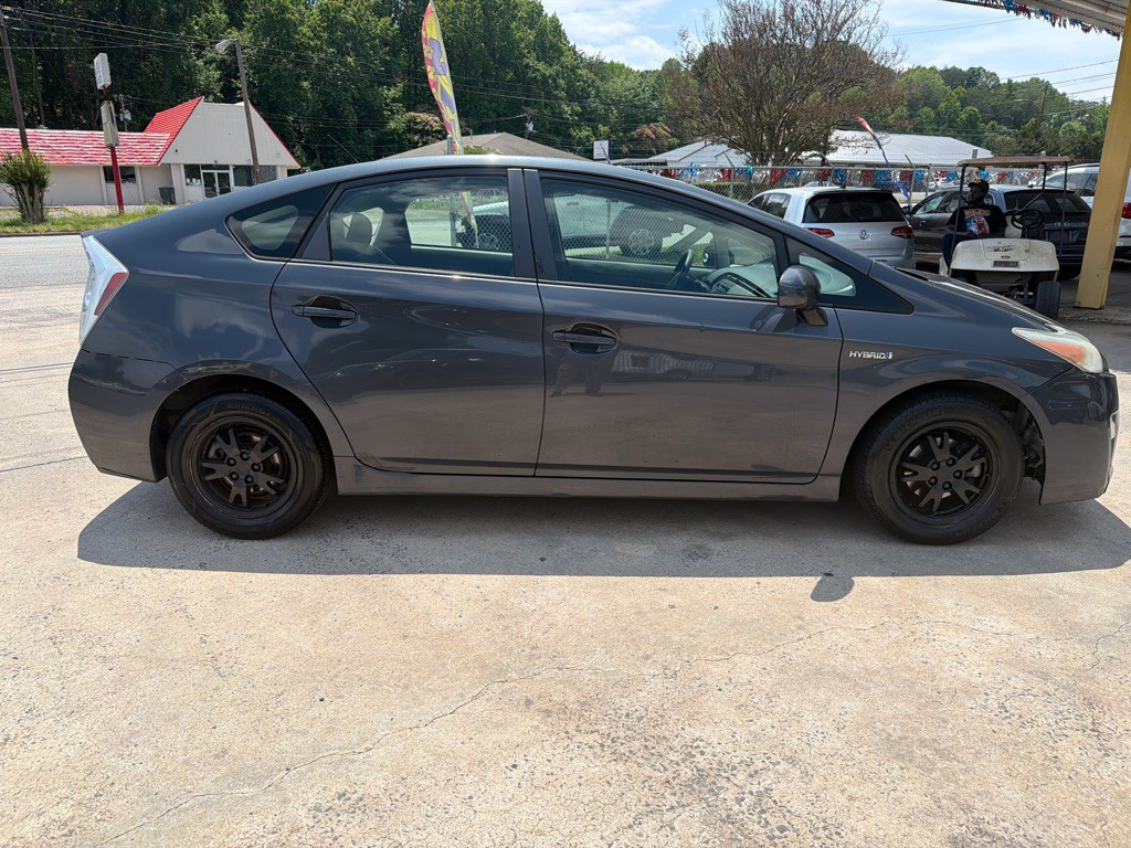 2011 Toyota Prius Image 8