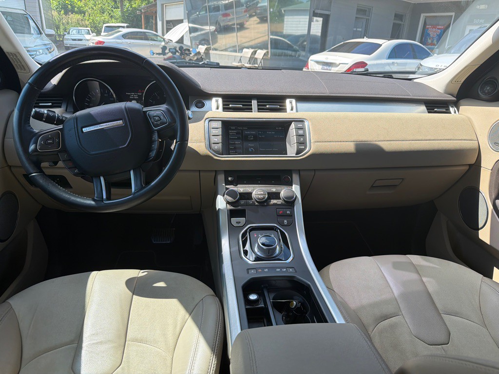 2015 Land Rover Range Rover Evoque Image 13