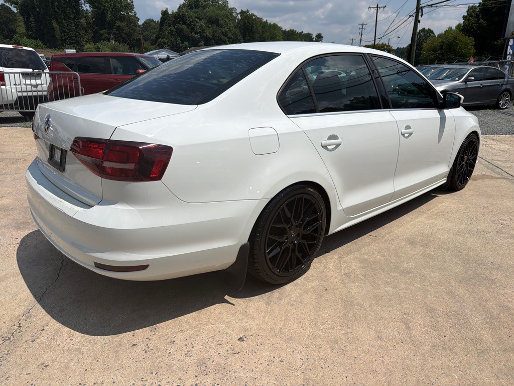 2017 Volkswagen Jetta Image 7