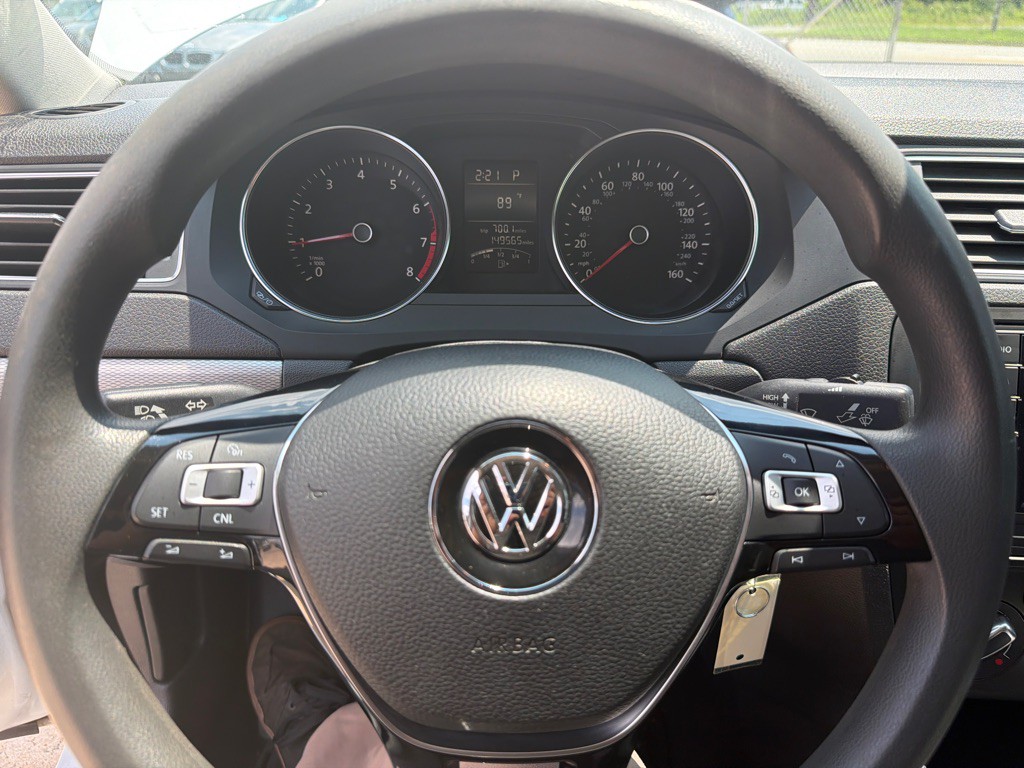 2017 Volkswagen Jetta Image 12