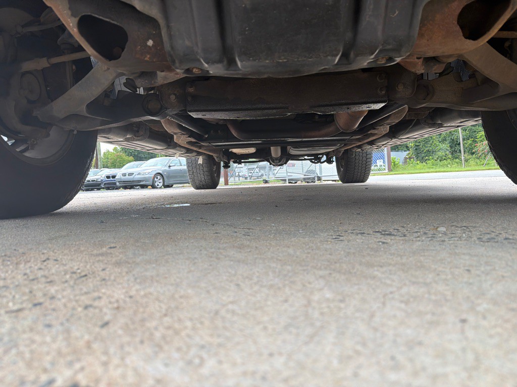 2005 Chevrolet Avalanche Image 19