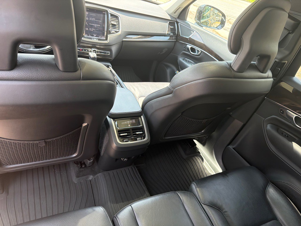 2018 Volvo XC90 Image 13