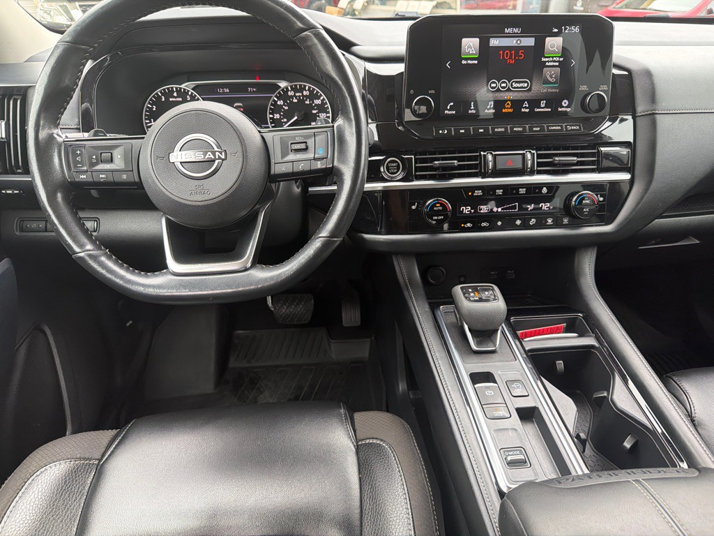 2023 Nissan Pathfinder Image 13