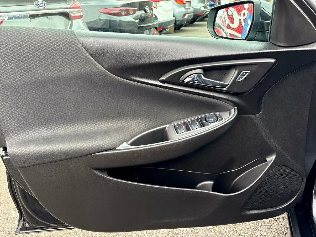 2023 Chevrolet Malibu Image 6