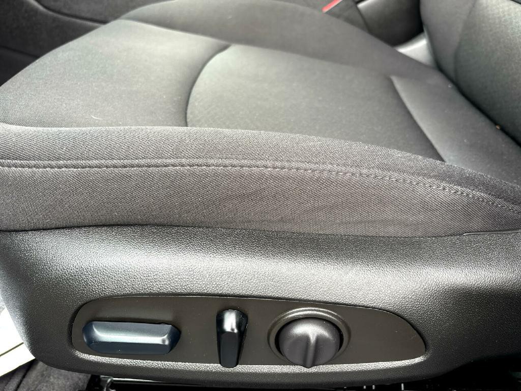 2023 Chevrolet Malibu Image 8