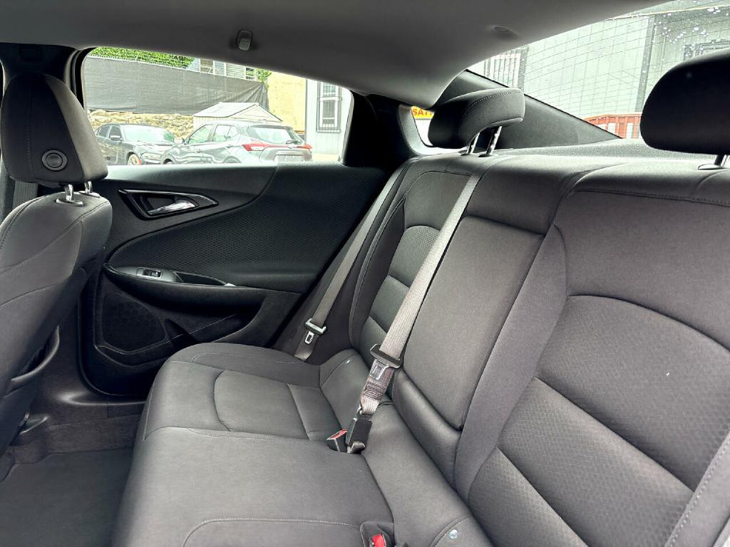 2023 Chevrolet Malibu Image 18