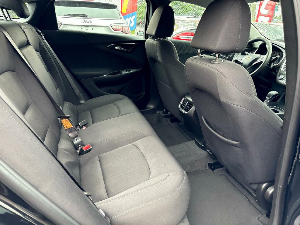 2023 Chevrolet Malibu Image 21