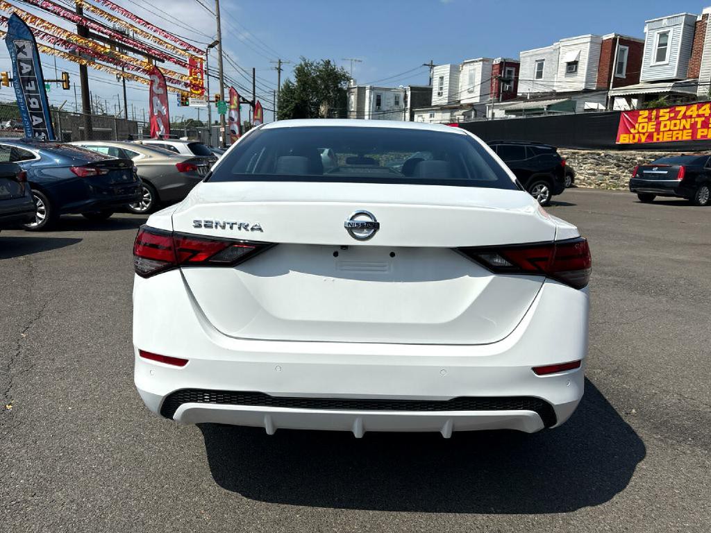 2020 Nissan Sentra Image 4