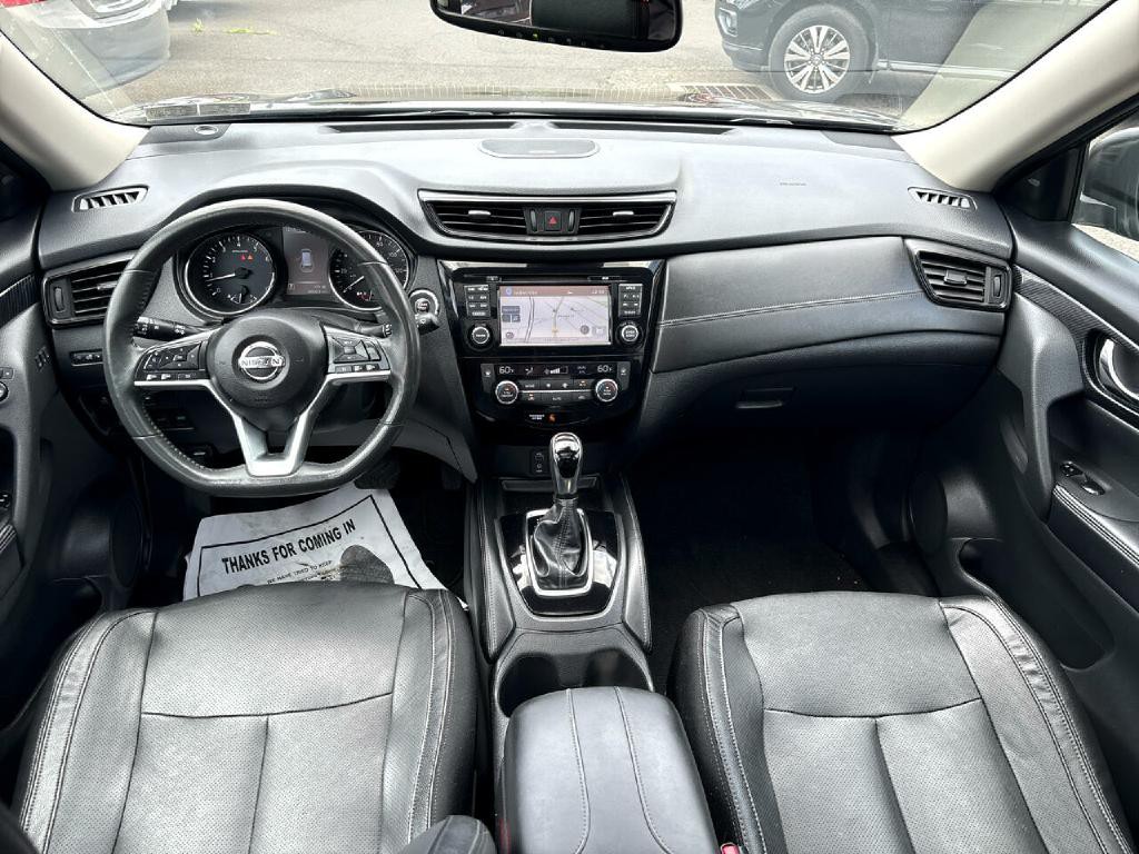 2017 Nissan Rogue Image 17