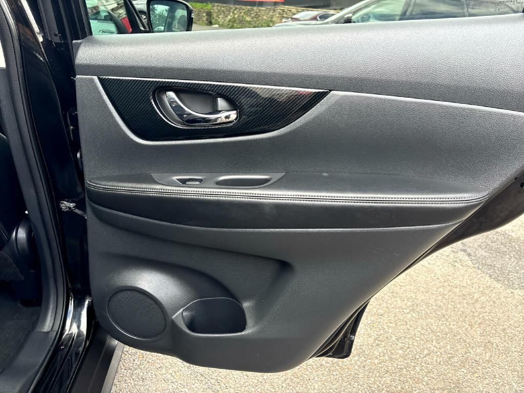 2017 Nissan Rogue Image 19