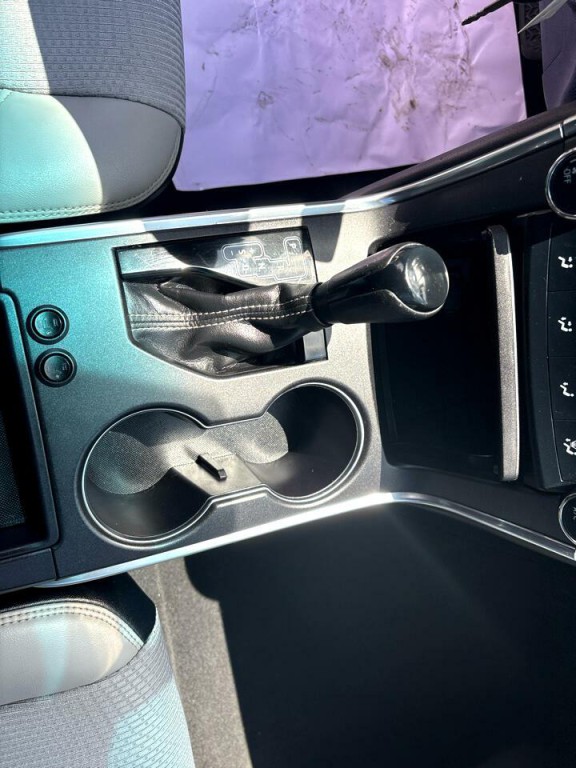 2017 Toyota Camry Image 12