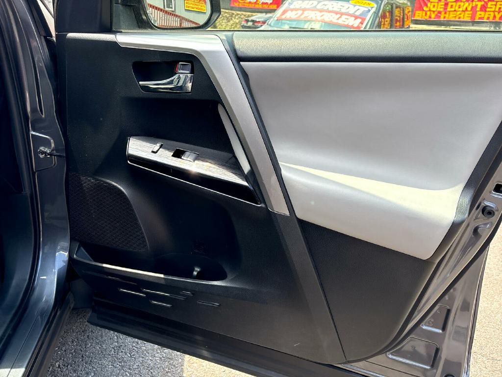 2016 Toyota Rav4 Image 23