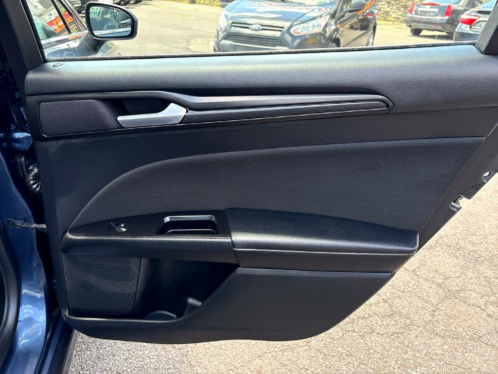 2018 Ford Fusion Image 19