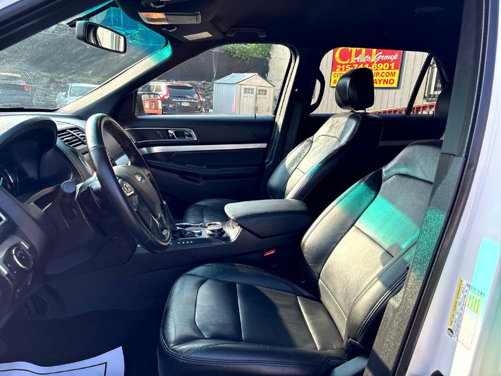 2017 Ford Explorer Image 7