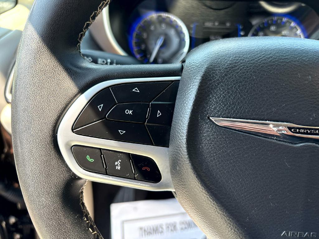 2022 Chrysler Voyager Image 10