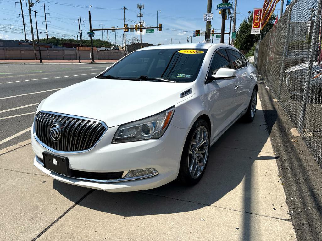 2016 Buick Lacrosse Image 3