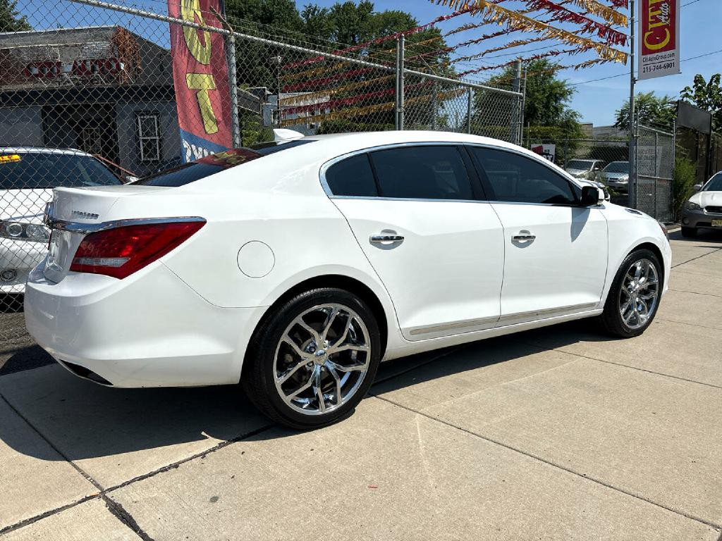 2016 Buick Lacrosse Image 5