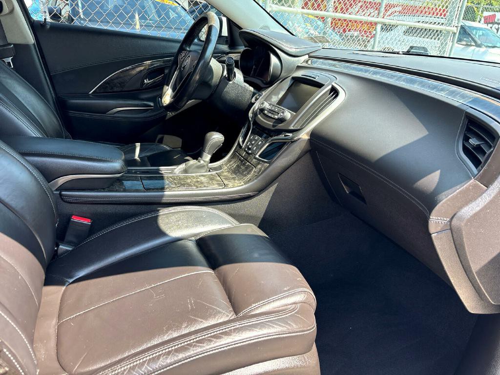 2016 Buick Lacrosse Image 15